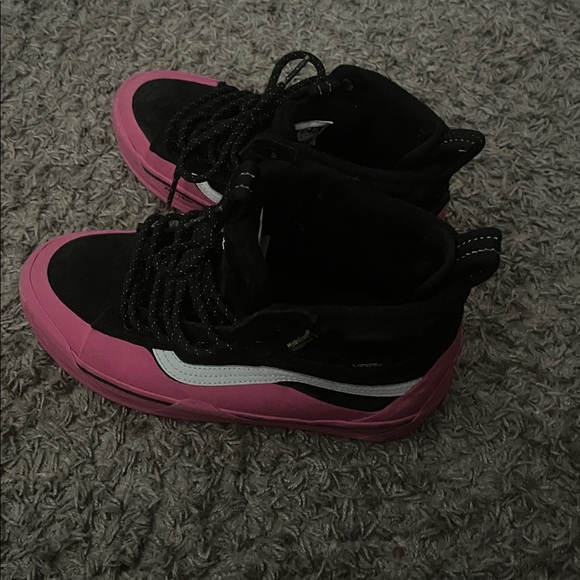Vans Women's Black and Pink High-Top Sneakers Size 6.5 - Picture 2 of 7